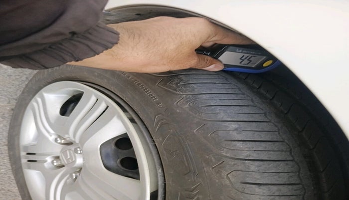 2013 Honda City 1.5L I-VTEC E MT, Petrol, Manual, 40,836 km, tyre