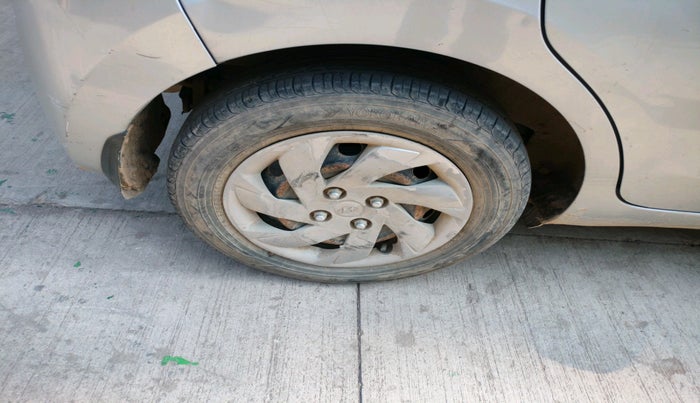 2019 Hyundai NEW SANTRO SPORTZ CNG, Petrol, Manual, 1,51,252 km, tyre