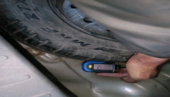 2013 Maruti Alto 800 LXI, Petrol, Manual, 65,814 km, tyre