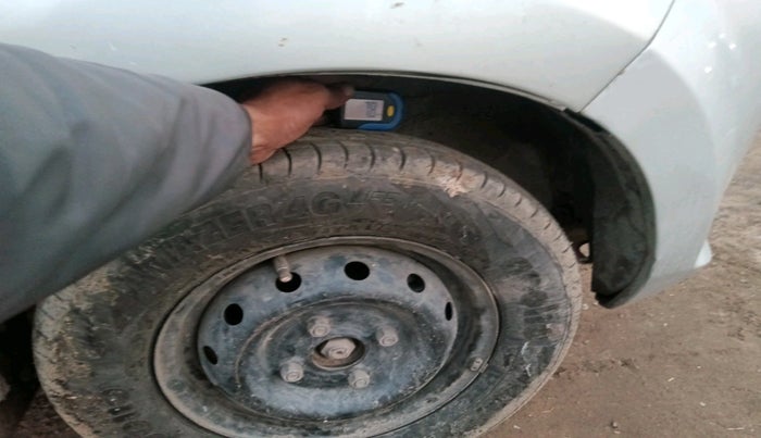 2013 Maruti Alto 800 LXI, Petrol, Manual, 65,814 km, tyre