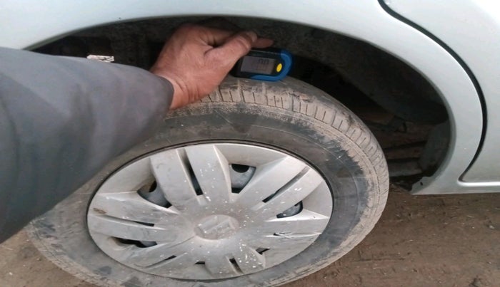 2013 Maruti Alto 800 LXI, Petrol, Manual, 65,814 km, tyre