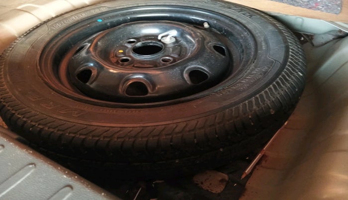 2014 Maruti Alto K10 VXI AMT, Petrol, Automatic, 80,339 km, tyre