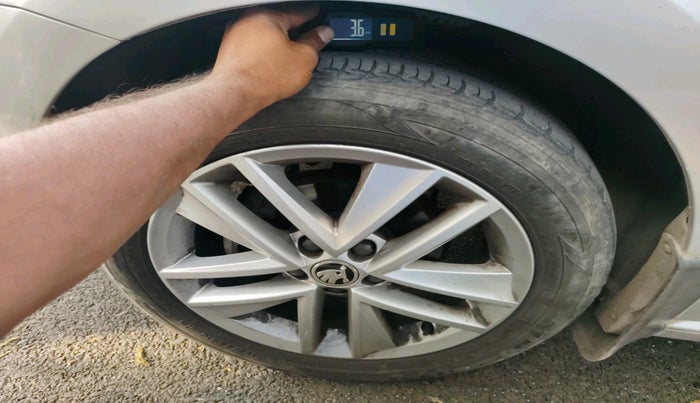 2019 Skoda Rapid STYLE 1.6 MPI, Petrol, Manual, 31,220 km, tyre