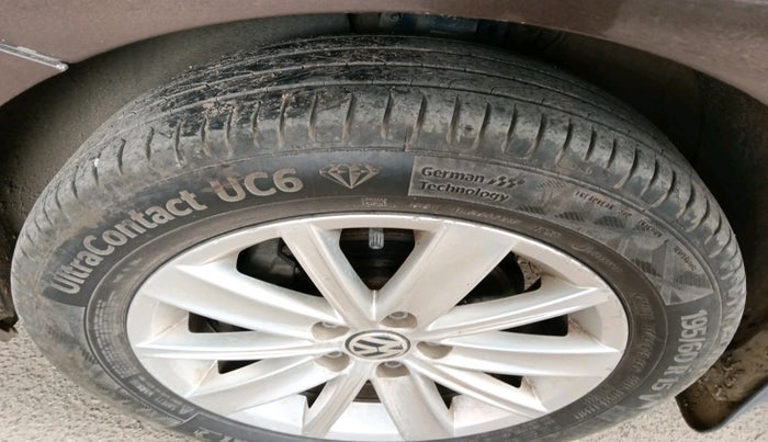 2016 Volkswagen Vento HIGHLINE 1.5 AT, Diesel, Automatic, 1,01,481 km, tyre