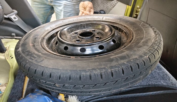 2016 Maruti Alto 800 LXI, Petrol, Manual, 52,588 km, tyre