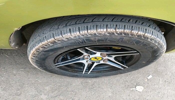 2016 Maruti Alto 800 LXI, Petrol, Manual, 52,588 km, tyre