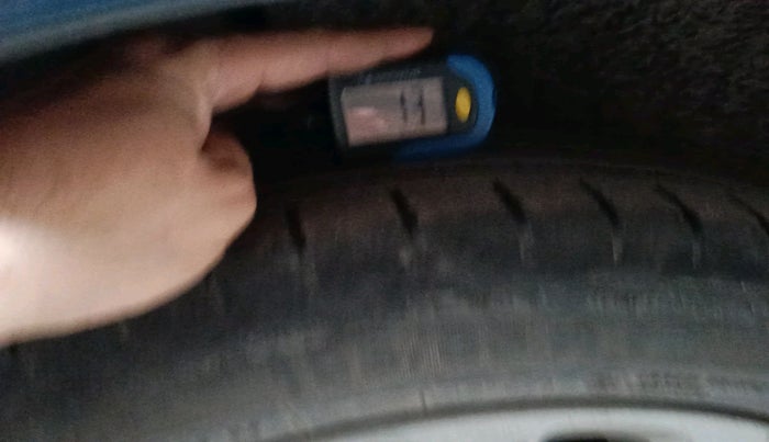 2016 Maruti Baleno ALPHA PETROL 1.2, Petrol, Manual, 1,05,590 km, tyre