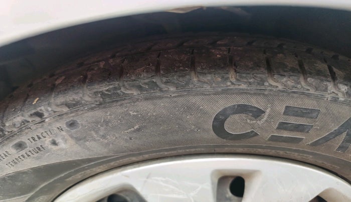 2011 Hyundai i10 ASTA 1.2 AT SUNROOF, Petrol, Automatic, 97,565 km, tyre