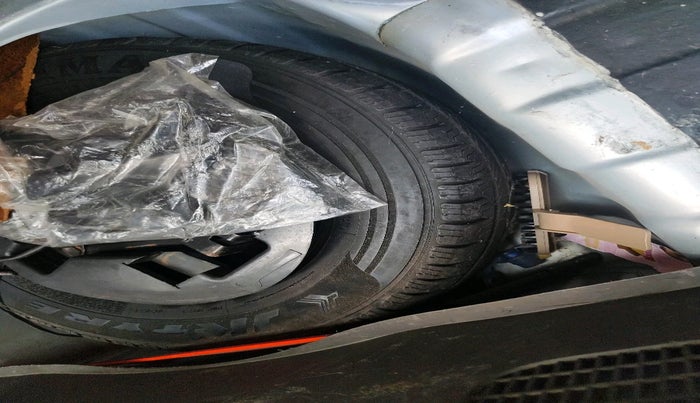 2011 Hyundai i10 ASTA 1.2 AT SUNROOF, Petrol, Automatic, 97,565 km, tyre