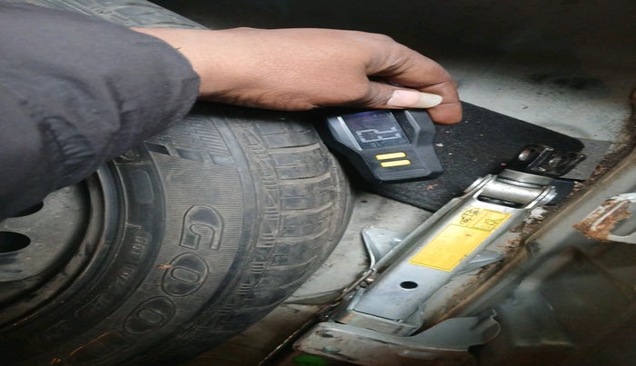 2014 Hyundai Grand i10 MAGNA 1.2 KAPPA VTVT, Petrol, Manual, 1,39,323 km, tyre