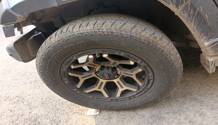 2022 Mahindra Thar LX D AT 4WD HT, Diesel, Automatic, 66,000 km, tyre