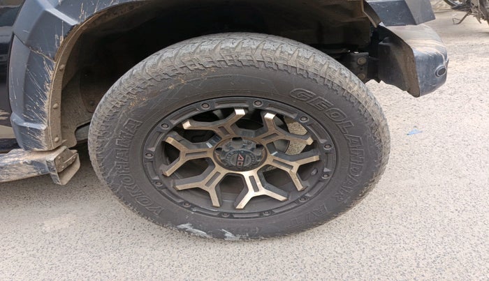 2022 Mahindra Thar LX D AT 4WD HT, Diesel, Automatic, 66,000 km, tyre