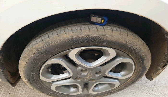 2019 Hyundai Elite i20 SPORTZ PLUS 1.2 DUAL TONE, Petrol, Manual, 49,502 km, tyre