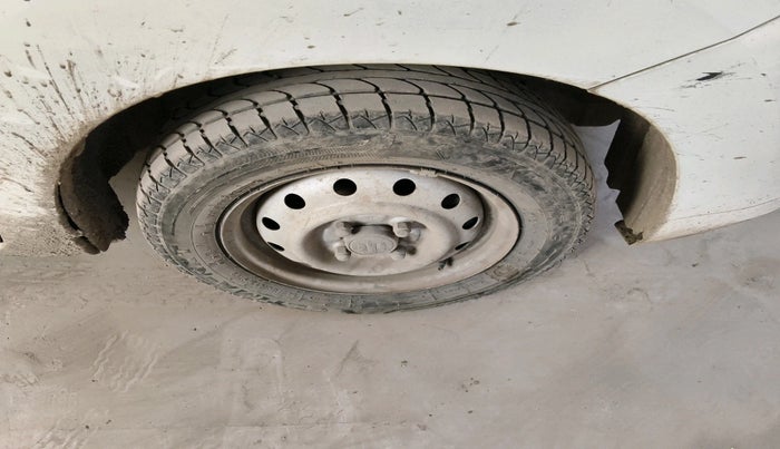 2018 Maruti Wagon R 1.0 LXI CNG, CNG, Manual, 40,032 km, tyre