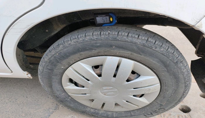 2018 Maruti Alto 800 VXI, Petrol, Manual, 63,645 km, tyre