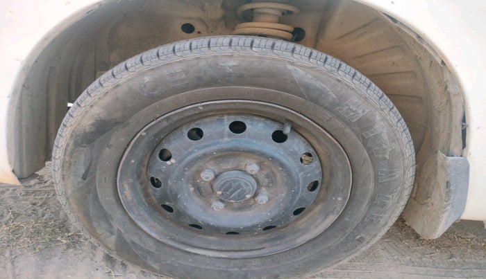 2015 Maruti Wagon R 1.0 LXI, Petrol, Manual, 1,26,102 km, tyre