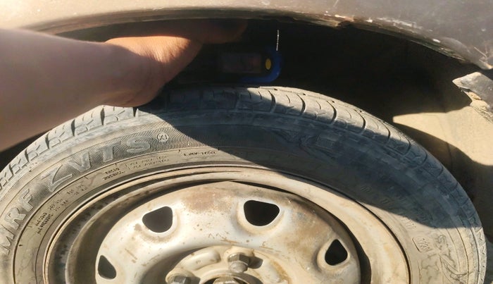 2011 Maruti Zen Estilo LXI, Petrol, Manual, 1,23,597 km, tyre