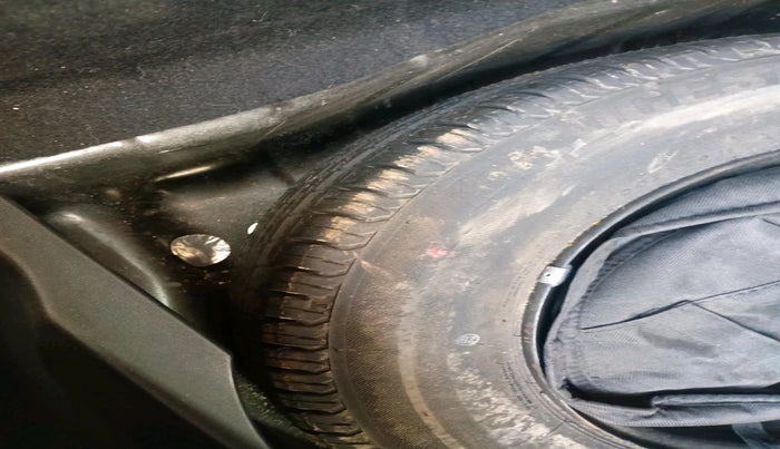 2021 Tata ALTROZ XT PETROL, Petrol, Manual, 99,057 km, tyre