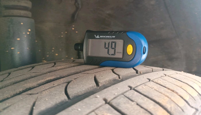 2021 Tata ALTROZ XT PETROL, Petrol, Manual, 99,057 km, tyre