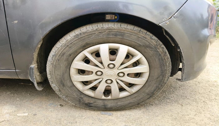 2014 Hyundai i10 SPORTZ 1.1, Petrol, Manual, 58,455 km, tyre