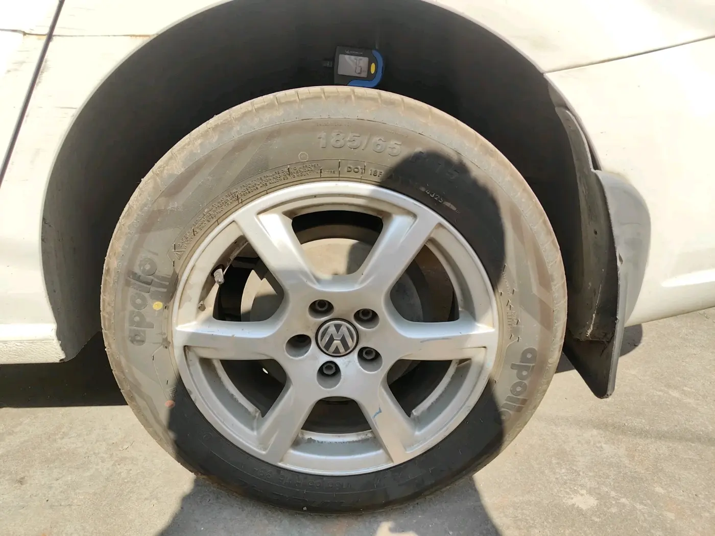 2012 Volkswagen Vento HIGHLINE DIESEL 1.6, Diesel, Manual, 80,132 km, tyre
