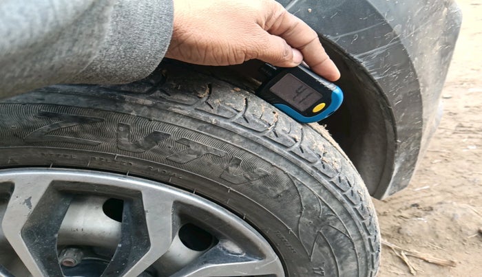 2020 Tata Tiago XE PETROL, Petrol, Manual, 71,822 km, tyre