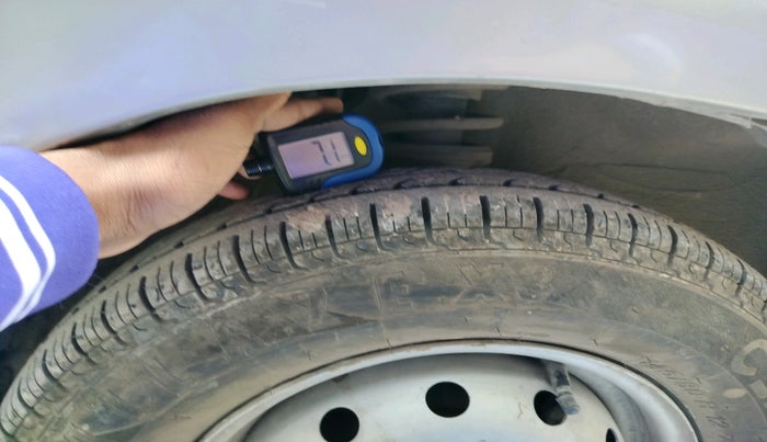 2011 Maruti Alto LXI, Petrol, Manual, 61,579 km, tyre