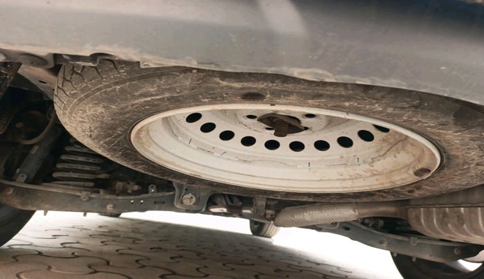 2022 Mahindra XUV700 AX 5 P MT 7 STR, Petrol, Manual, 27,166 km, tyre