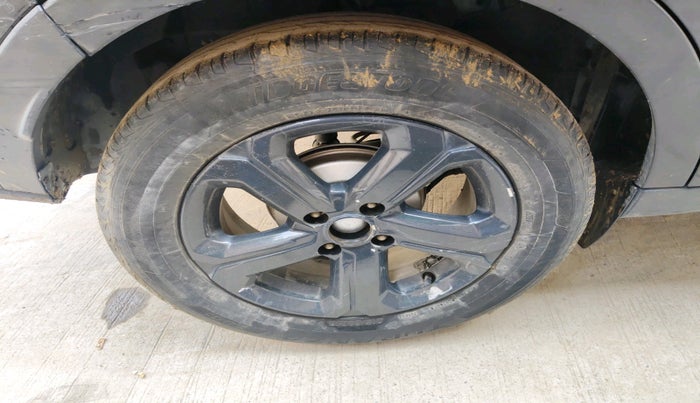 2022 Tata NEXON XZ PLUS (PREMIUM) DIESEL DARK EDITION, Diesel, Manual, 97,921 km, tyre