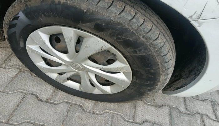 2018 Maruti Swift VDI, Diesel, Manual, 1,24,838 km, tyre