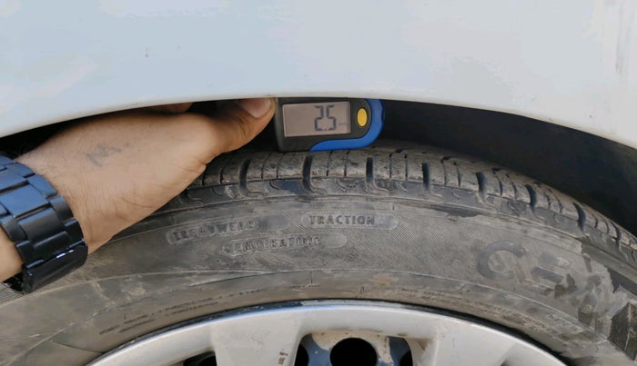 2016 Hyundai Grand i10 SPORTZ 1.2 KAPPA VTVT, Petrol, Manual, 65,522 km, tyre