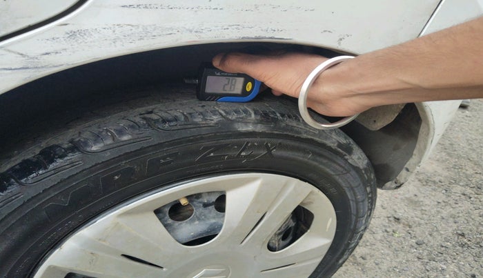 2014 Maruti Wagon R 1.0 VXI, Petrol, Manual, 1,09,004 km, tyre