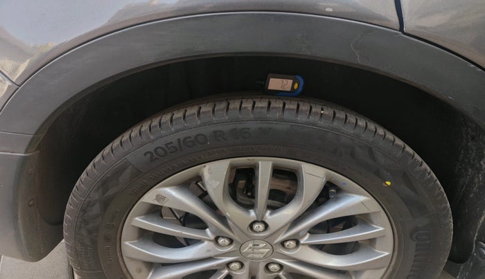 2017 Maruti S Cross ZETA 1.3, Diesel, Manual, 94,959 km, tyre