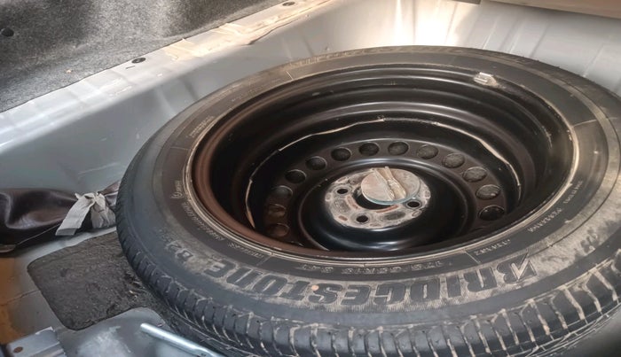 2017 Honda City 1.5L I-VTEC V MT, Petrol, Manual, 58,860 km, tyre