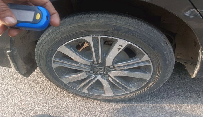 2017 Honda City 1.5L I-VTEC V MT, Petrol, Manual, 58,860 km, tyre