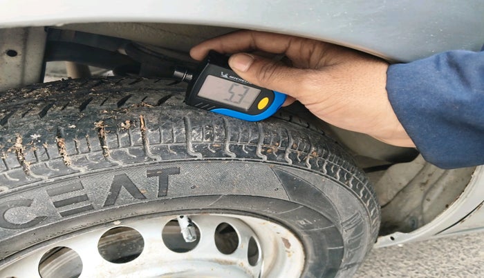 2014 Maruti Alto 800 LXI CNG, Petrol, Manual, 89,521 km, tyre