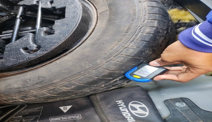 2019 Hyundai Creta E PLUS 1.6 PETROL, Petrol, Manual, 81,464 km, tyre