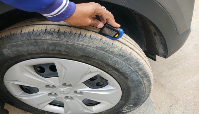 2019 Hyundai Creta E PLUS 1.6 PETROL, Petrol, Manual, 81,464 km, tyre