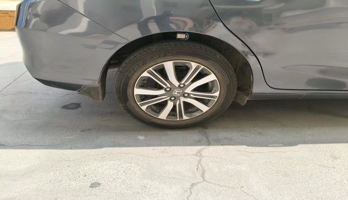 2023 Honda Amaze 1.2L I-VTEC VX, Petrol, Manual, 11,235 km, tyre