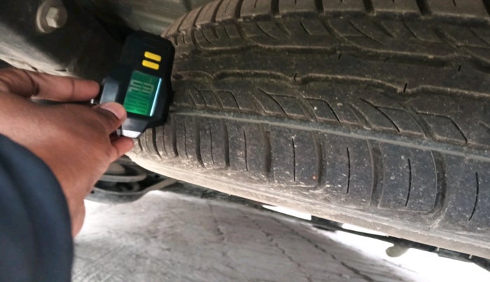 2019 Mahindra MARAZZO M2 7STR, Diesel, Manual, 30,886 km, tyre