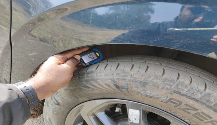 2022 Hyundai GRAND I10 NIOS SPORTZ AMT 1.2 KAPPA VTVT, Petrol, Automatic, 20,639 km, tyre