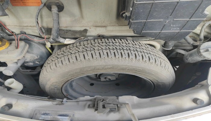 2010 Tata Nano LX, Petrol, Manual, 31,254 km, tyre