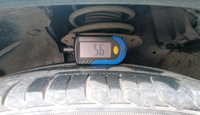 2017 Honda WR-V 1.5L I-DTEC VX MT, Diesel, Manual, 1,65,602 km, tyre