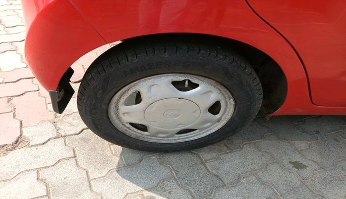 2011 Chevrolet Beat PS PETROL, Petrol, Manual, 56,082 km, tyre