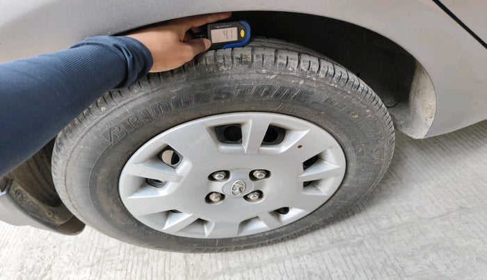 2013 Hyundai i20 MAGNA 1.2, Petrol, Manual, 44,460 km, tyre