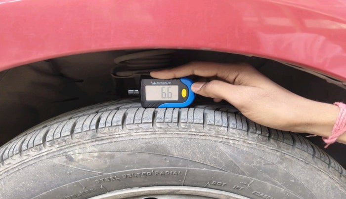 2013 Renault Pulse RXE PETROL, Petrol, Manual, 50,095 km, tyre