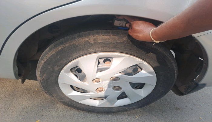 2013 Honda Amaze 1.5L I-DTEC S, Diesel, Manual, 88,759 km, tyre