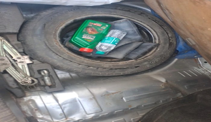 2013 Honda Amaze 1.5L I-DTEC S, Diesel, Manual, 88,759 km, tyre