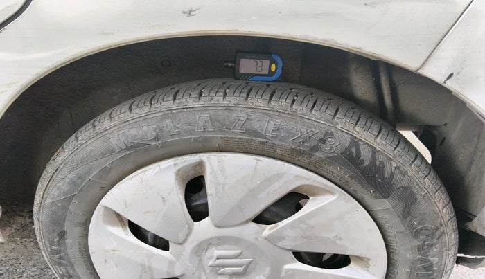 2016 Maruti Celerio VXI AMT, Petrol, Automatic, 34,876 km, tyre