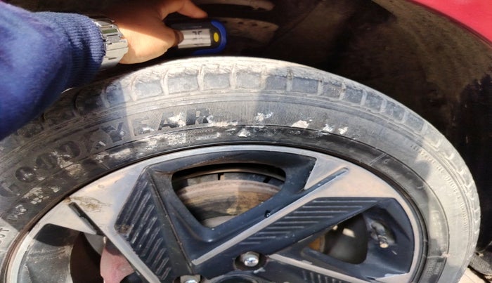 2017 Hyundai Elite i20 SPORTZ 1.2, Petrol, Manual, 60,169 km, tyre